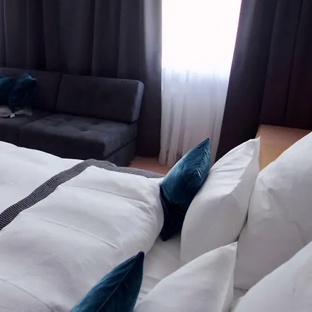 Tari Hotel 3*