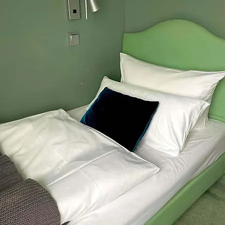 Tari Hotel