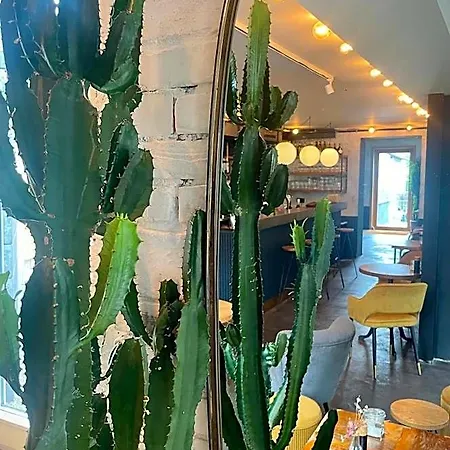 Hotel Tari Höchberg