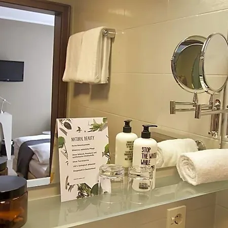 Hotel Tari 3*